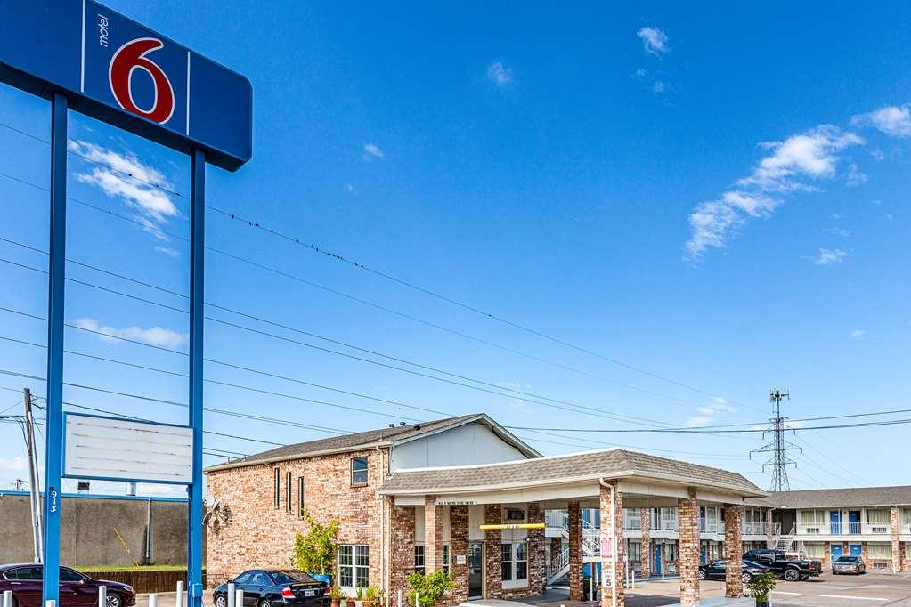 Motel 6 Fort Worth - Northside Exterior photo
