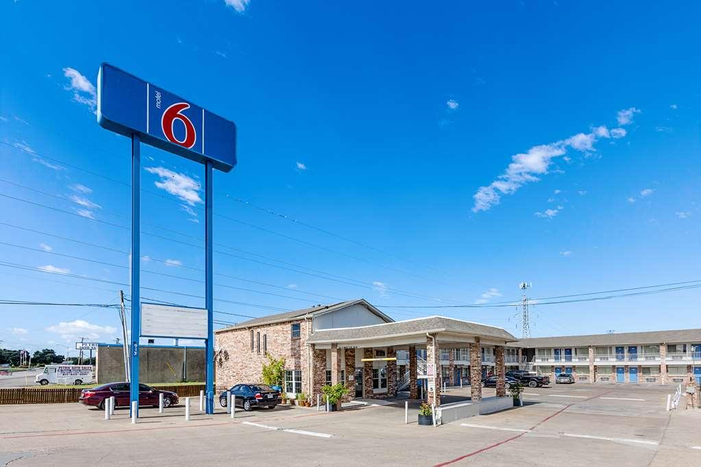 Motel 6 Fort Worth - Northside Exterior photo