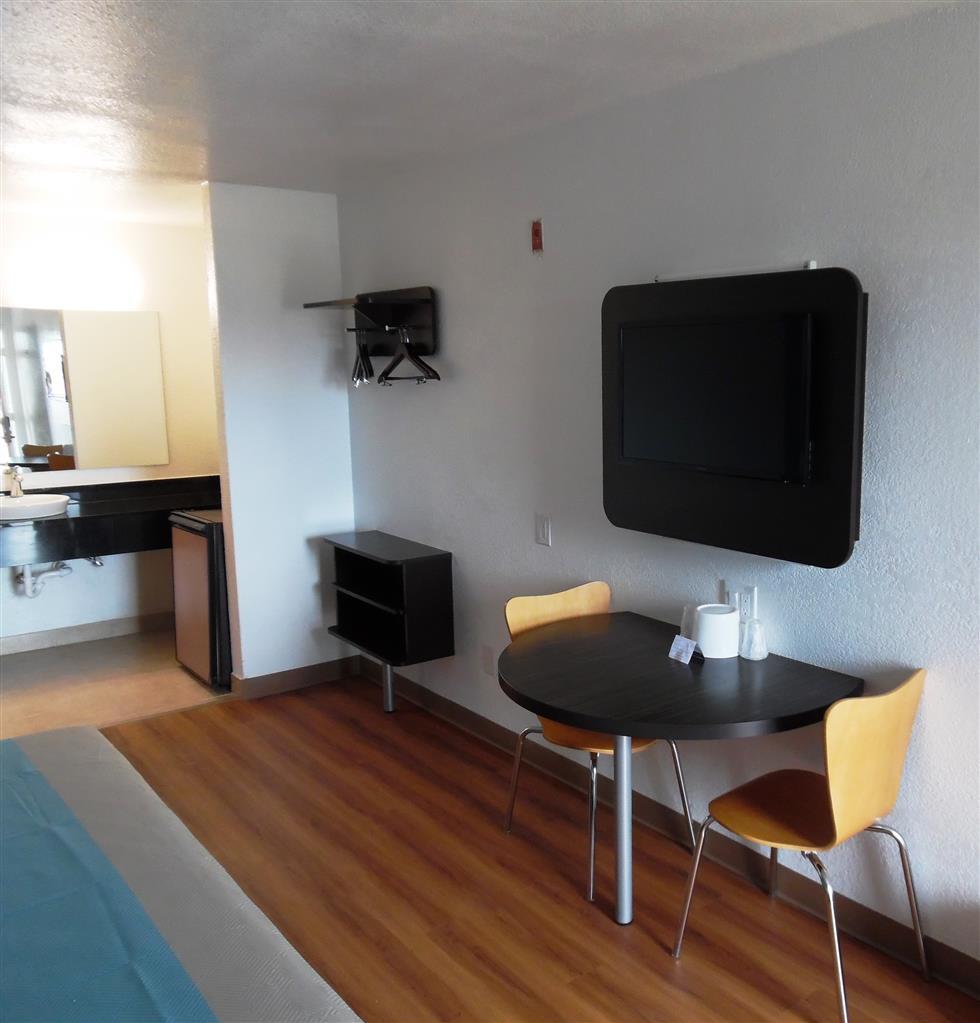 Motel 6 Fort Worth - Northside Room photo